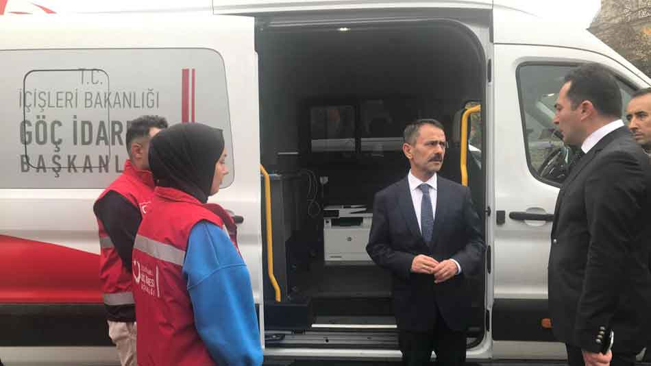 Gebze'de Düzensiz Göçle Mücadele Mobil Araçlar ile Devam Ediyor